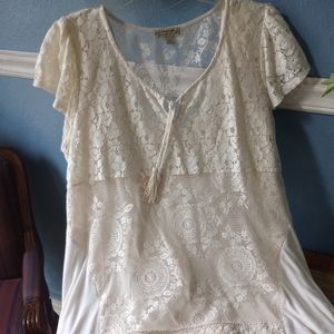 Energe Lady Floral Lacey Top